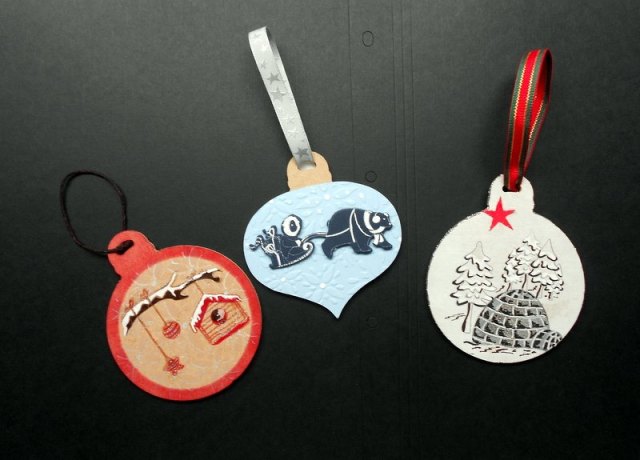 ChristmasbaublesChristineRonsin